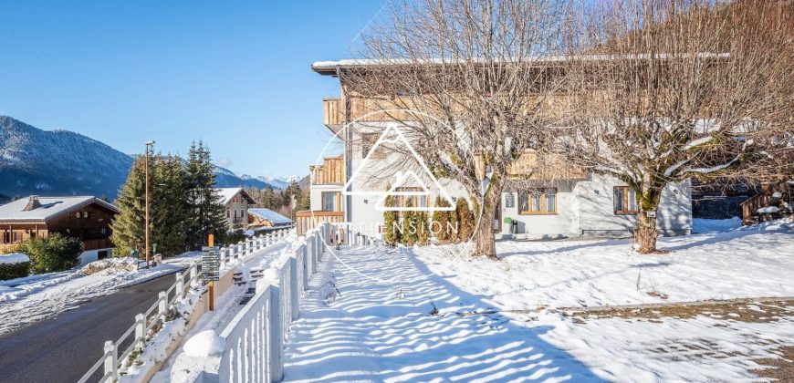 Top floor – 4 Rooms – Near the centre of Morzine