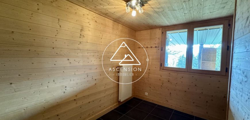 Chalet to Renovate of 3 bedrooms with Panoramic Mountain Views – Le Biot