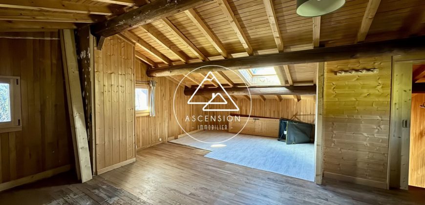 Chalet to Renovate of 3 bedrooms with Panoramic Mountain Views – Le Biot