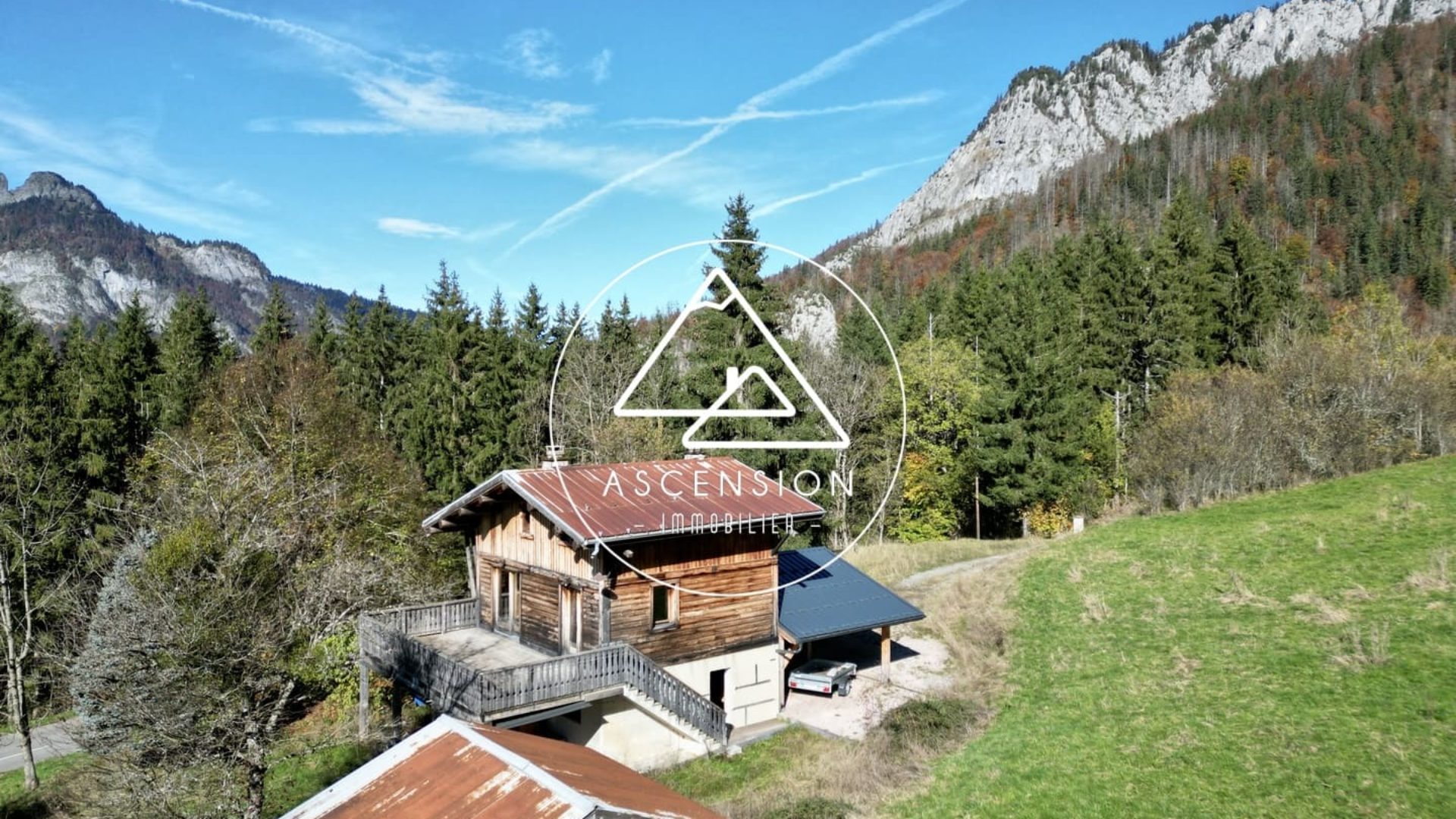 Chalet à rénover de 3 chambres avec vue panoramique sur les montagnes – Le Biot