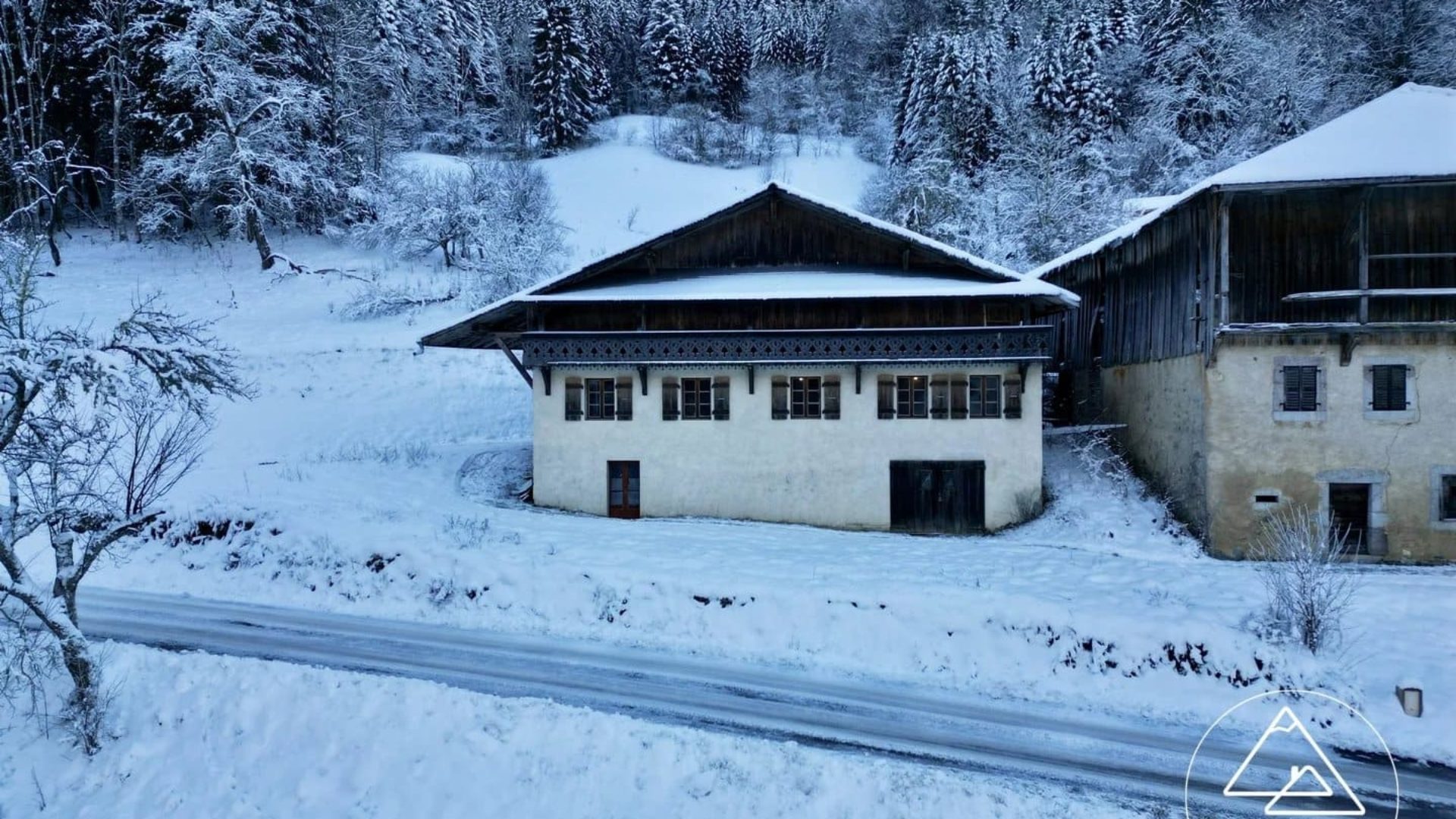 Ferme Traditionnelle à Rénover à Seytroux