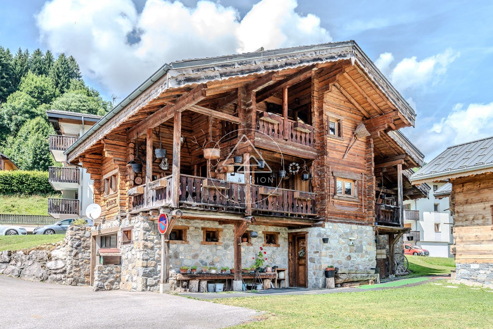 Maison 5 pièces 187 m² · à Les Gets · 187 m² · 850 000 €
